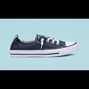 Navy Lightweight Chucks with a stretchy back